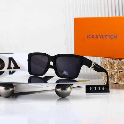 Square Frame Sunglasses with Side Metal Logo  6114