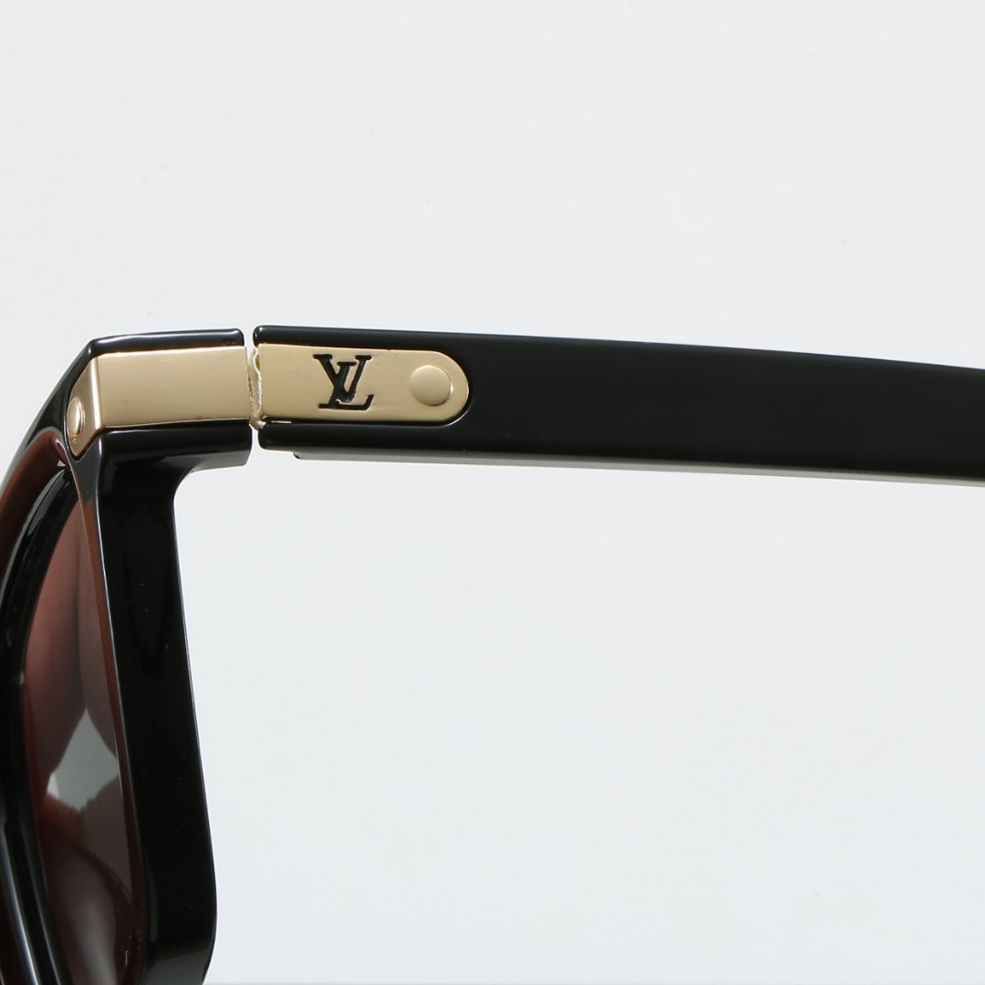 Urban Box Oversized Sunglasses with Metal Detail (Model 2420)
