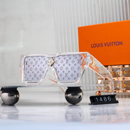 Monogram Oversized Sunglasses with Star Diamond Detail (Model 1486)