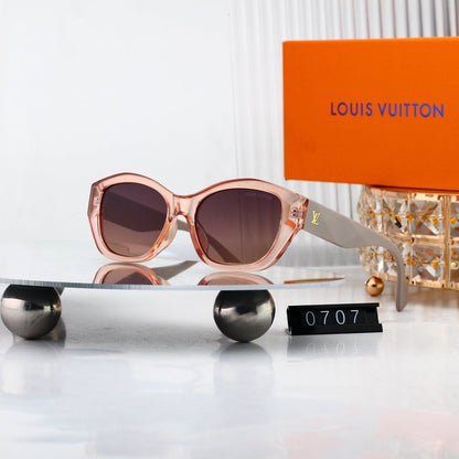 Irregular Square Frame Sunglasses with Side Metal Logo  0707