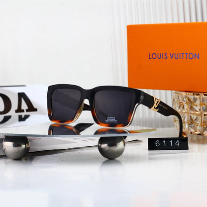 Square Frame Sunglasses with Side Metal Logo  6114