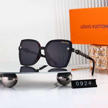 Oversized Sunglasses with Chain Temples 0924