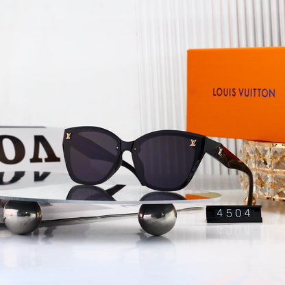 Cat-Eye Sunglasses with Side Metal Logo  4504