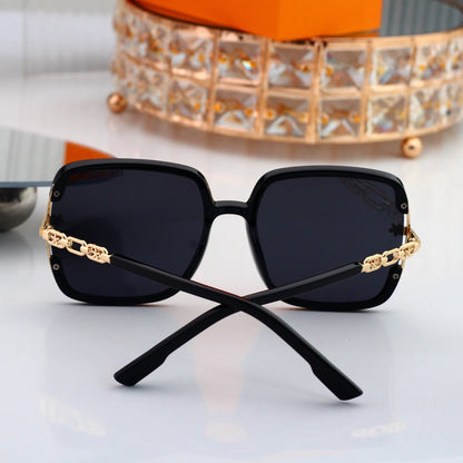 Oversized Sunglasses with Metal Chain Detail (Model 3518)