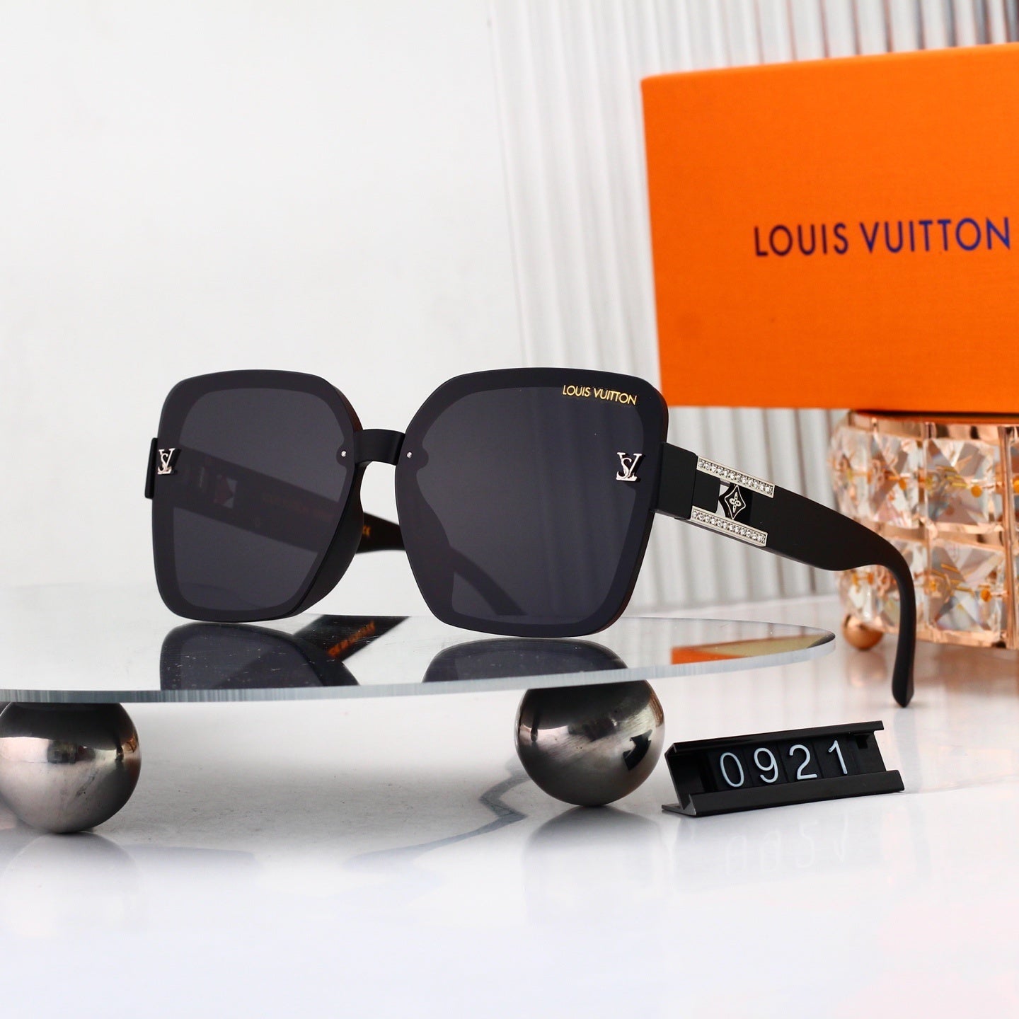 Metal Logo Oversized Sunglasses 0921