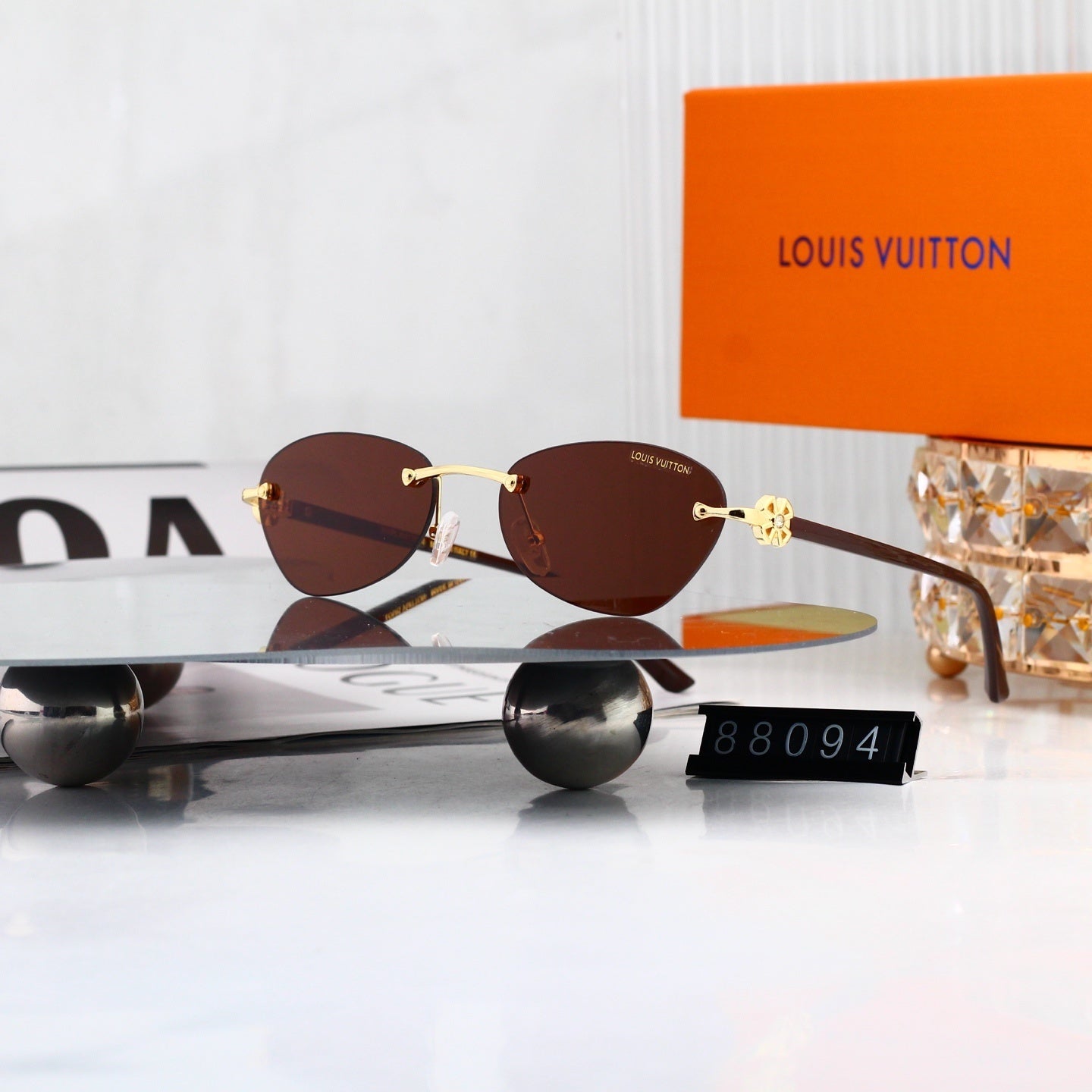Frameless Oval Metal Decorated Sunglasses 88094