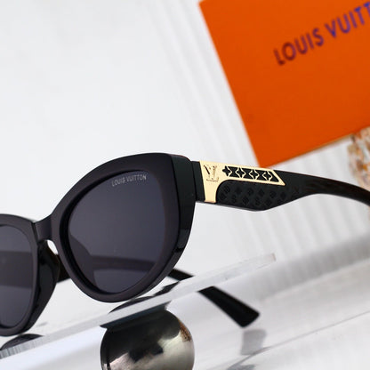 Cat-Eye Sunglasses with Side Metal Pattern 0714