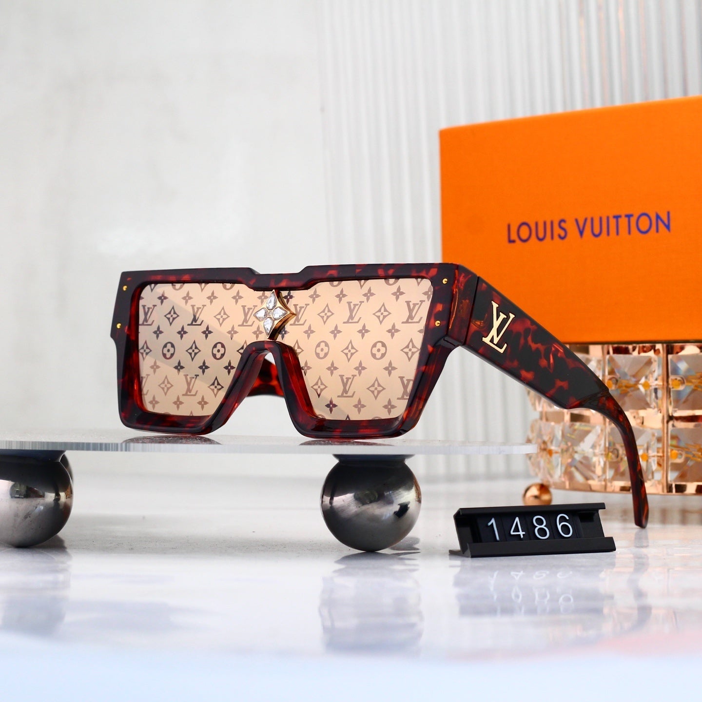 Monogram Oversized Sunglasses with Star Diamond Detail (Model 1486)