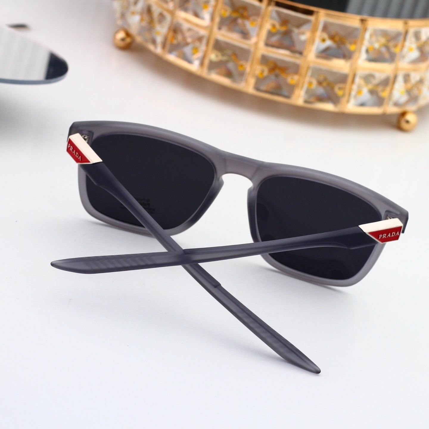 Trendy Metal Logo Polygon Sunglasses Female Stylish 6116