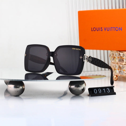 Oversized Sunglasses with Patterned Temples  0913