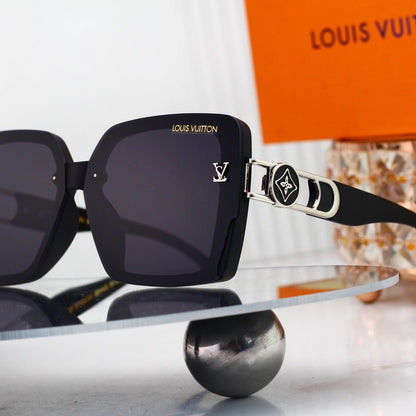 Oversized Sunglasses with Hollow Metal Logo 4046