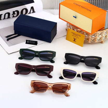 Square Sunglasses with Bow Detail (Model 6111)