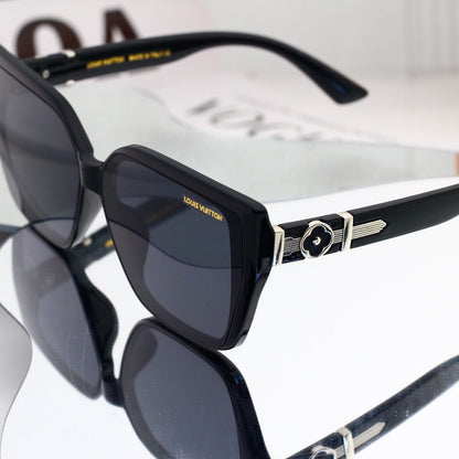 Minimalist Oversized Metal Decorated Sunglasses 68807