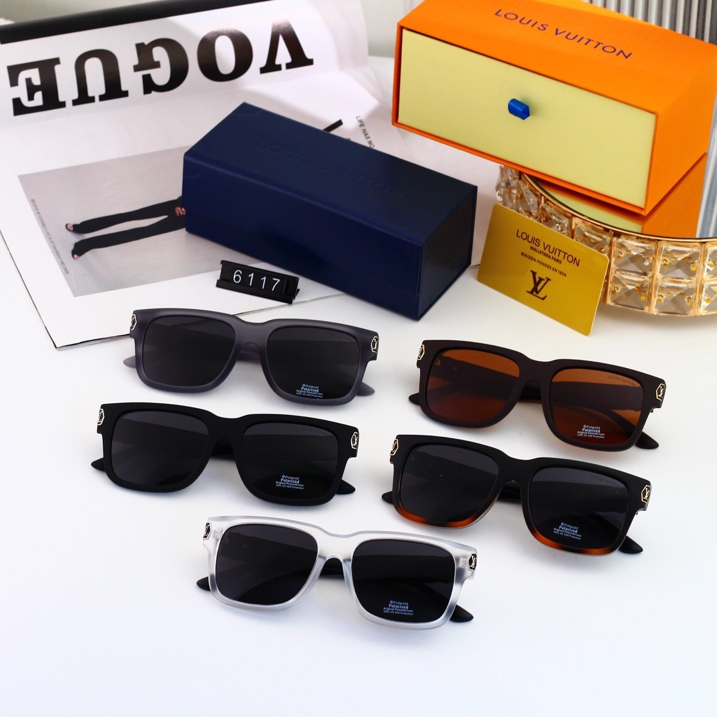 Square Frame Sunglasses with Side Metal Pattern  6117