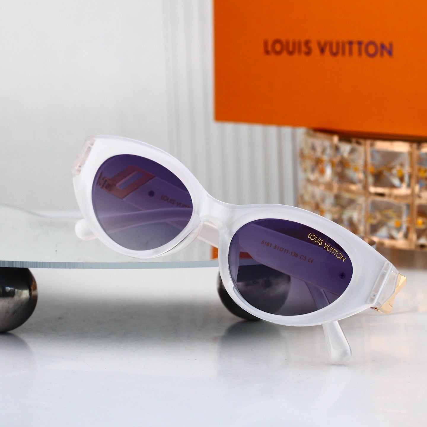 Cat Eye Sunglasses with Metal Side Detail  6162