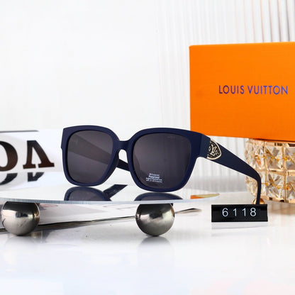 Square Frame Sunglasses with Metal Accent 6118