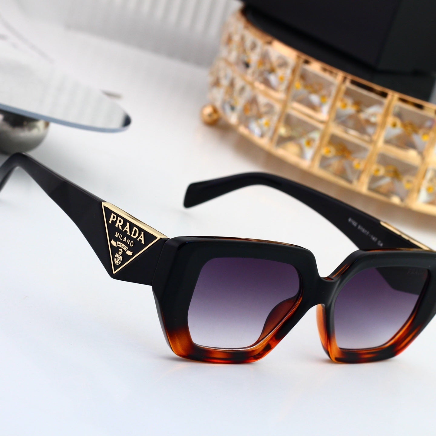 Polarized Sunglasses Personality Irregular Square Frame Sunglasses  7103