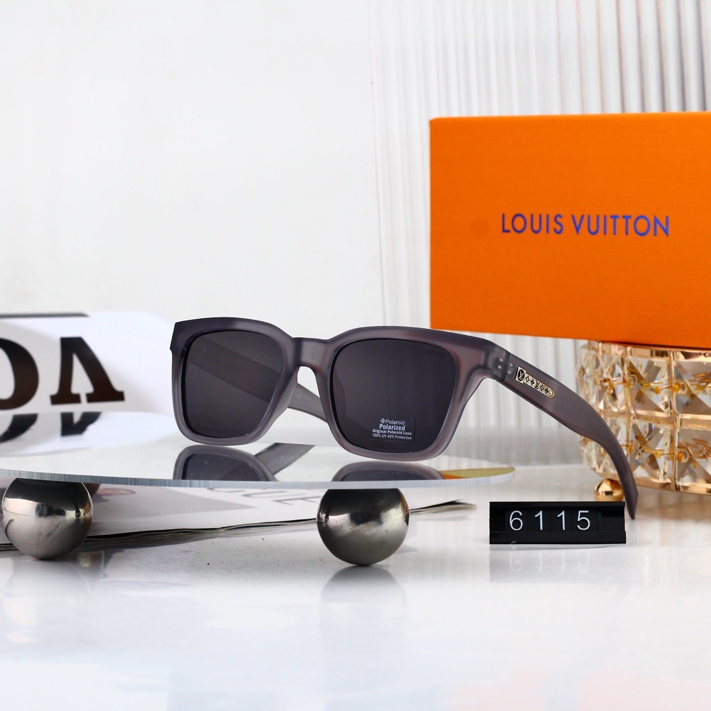 Square Frame Sunglasses with Side Stripe  6115