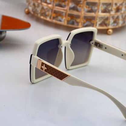 Oversized Sunglasses with Patterned Temples  4035