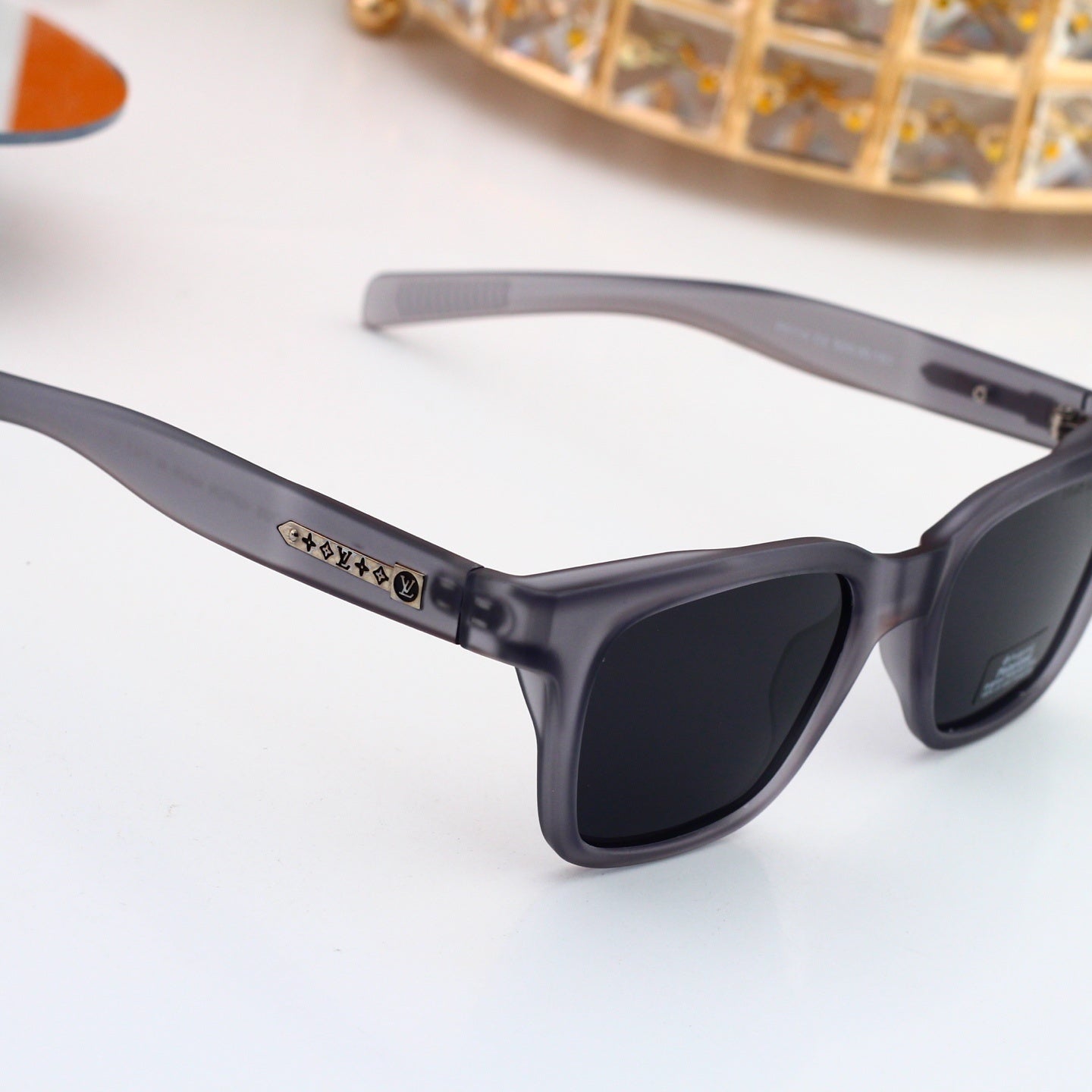 Square Frame Sunglasses with Side Stripe  6115