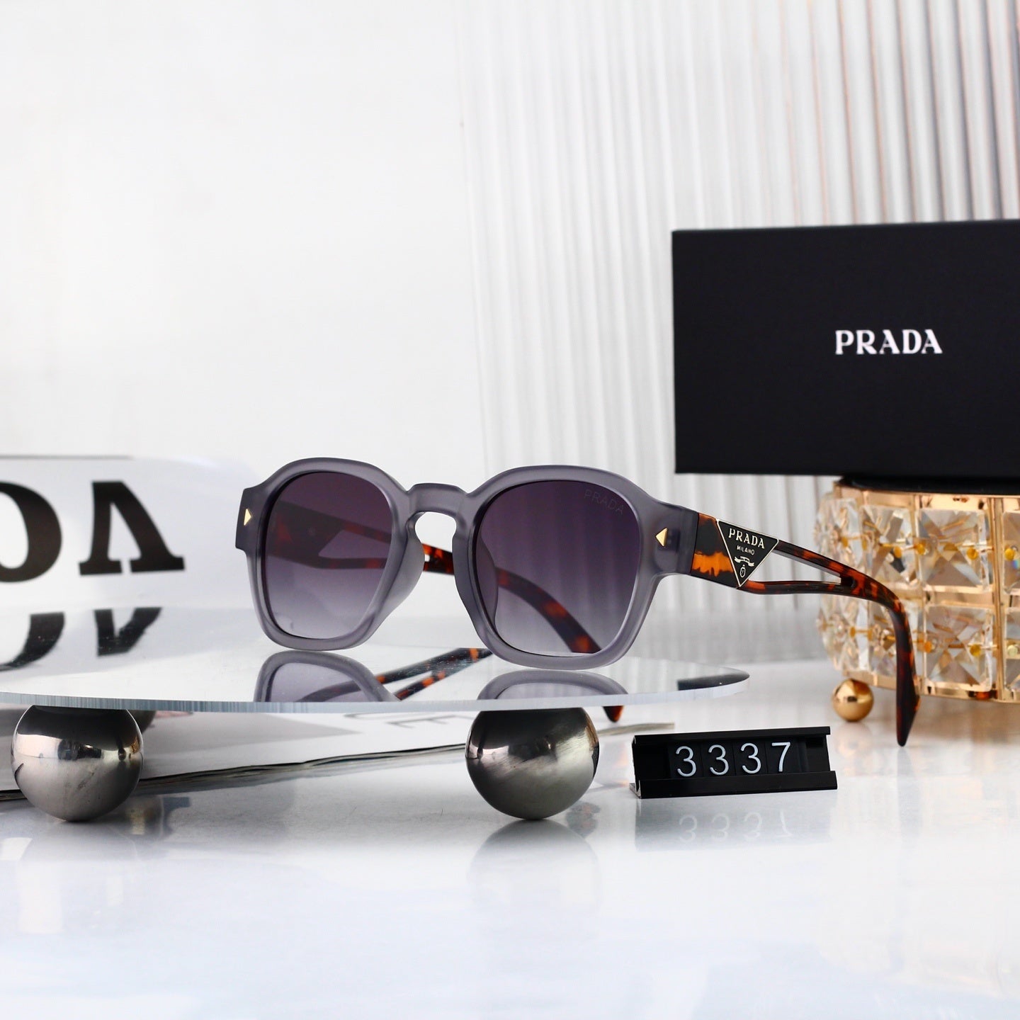 Polarized Sunglasses Personality Rivet Small Round Frame Sunglasses  3337