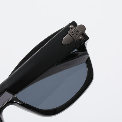 Thick Frame Cat-Eye Sunglasses with Metal Decoration XY6603