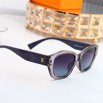 Irregular Square Frame Sunglasses with Side Metal Logo  0707