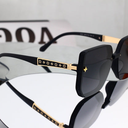 Oversized Polygonal Sunglasses with Star Accents 3338