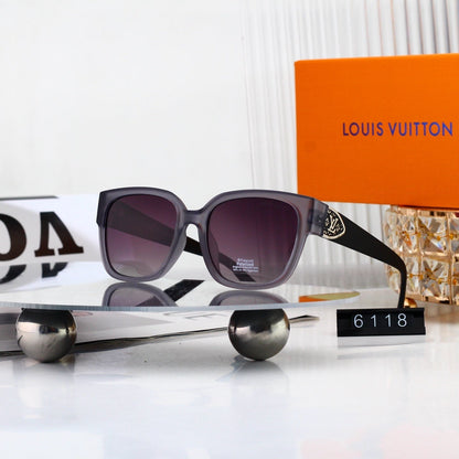 Square Frame Sunglasses with Metal Accent 6118
